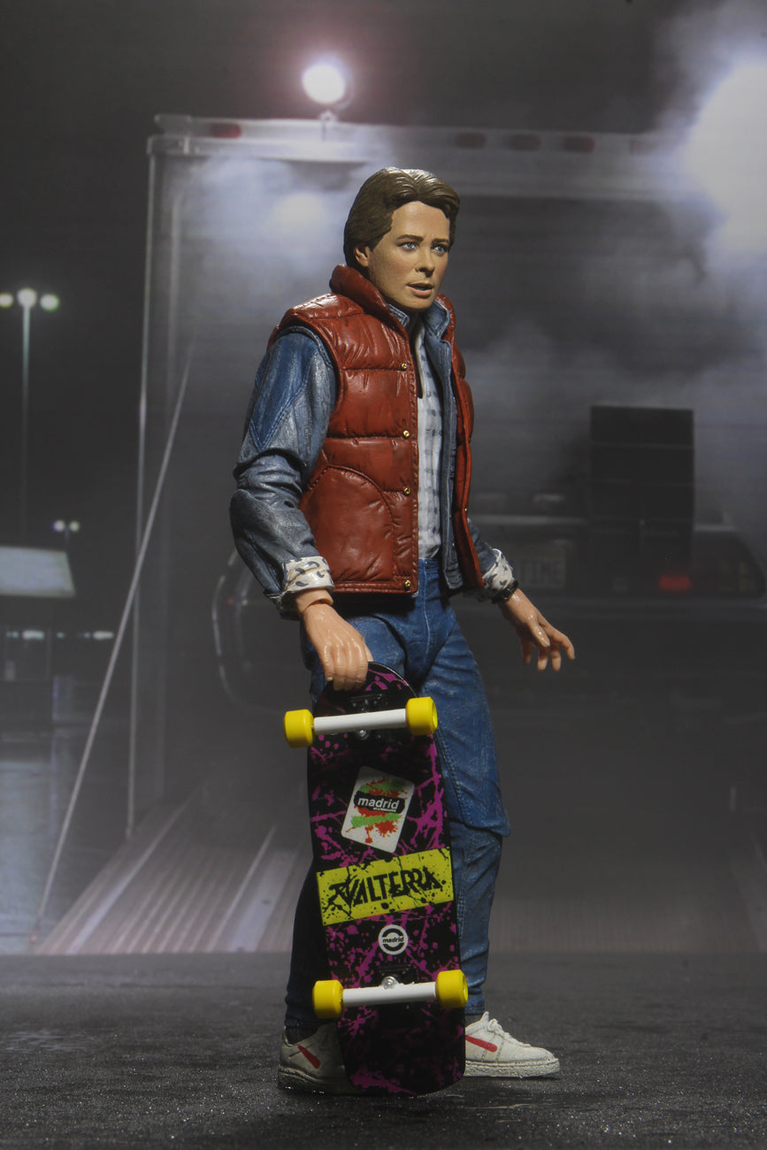 NECA FIGURA DE ACCION BACK TO THE FUTURE ULTIMATE MARTY MCFLY